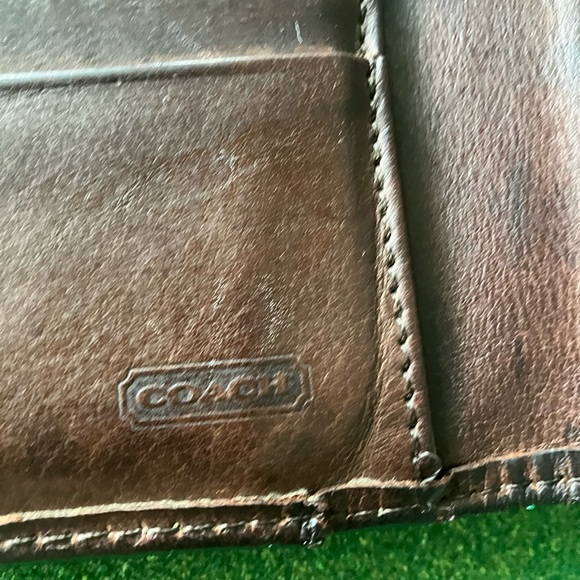 Vintage Coach Wallet - Picture 5 of 7